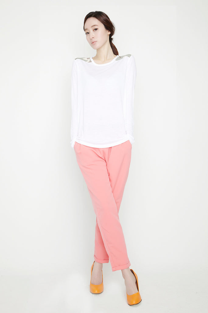 camo shoulder tee white by Ryul + Wai
