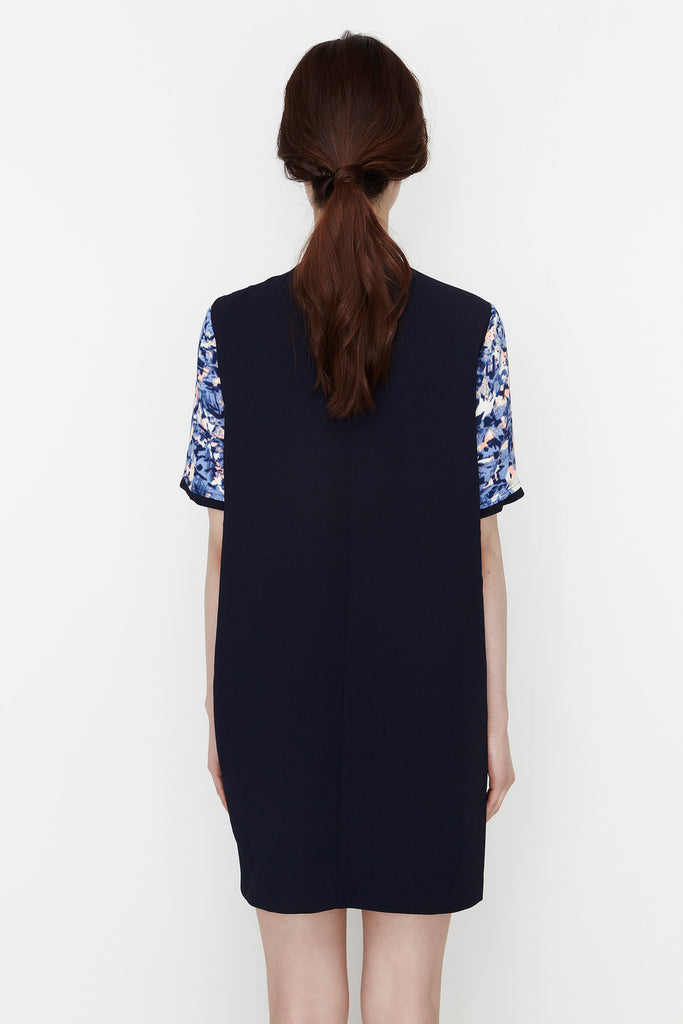 Across The Universe Dress by bë