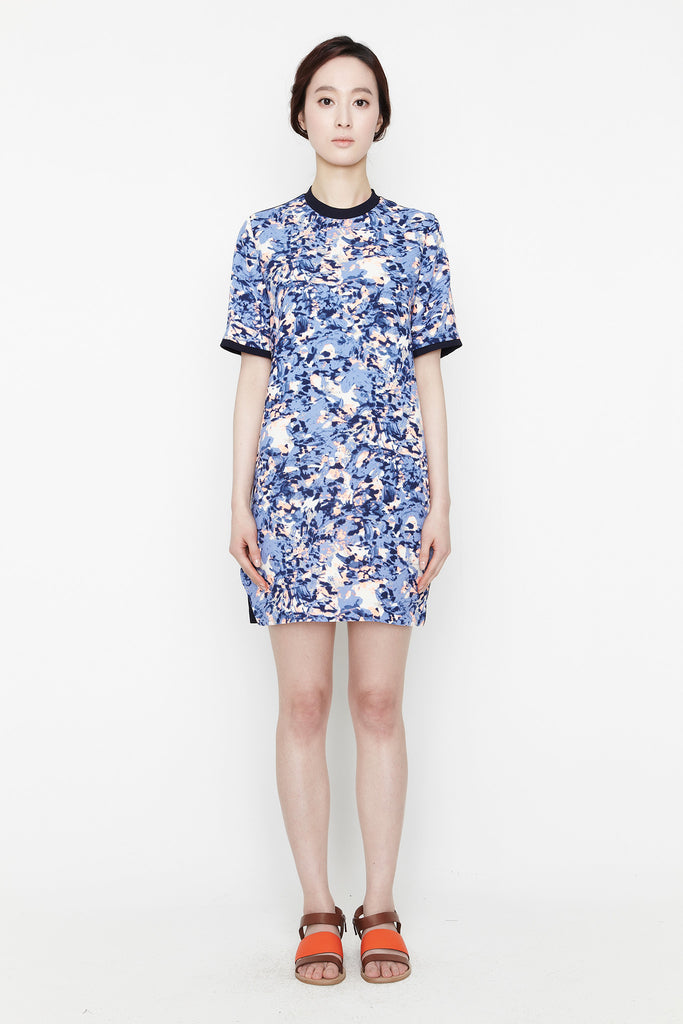 Across The Universe Dress by bë